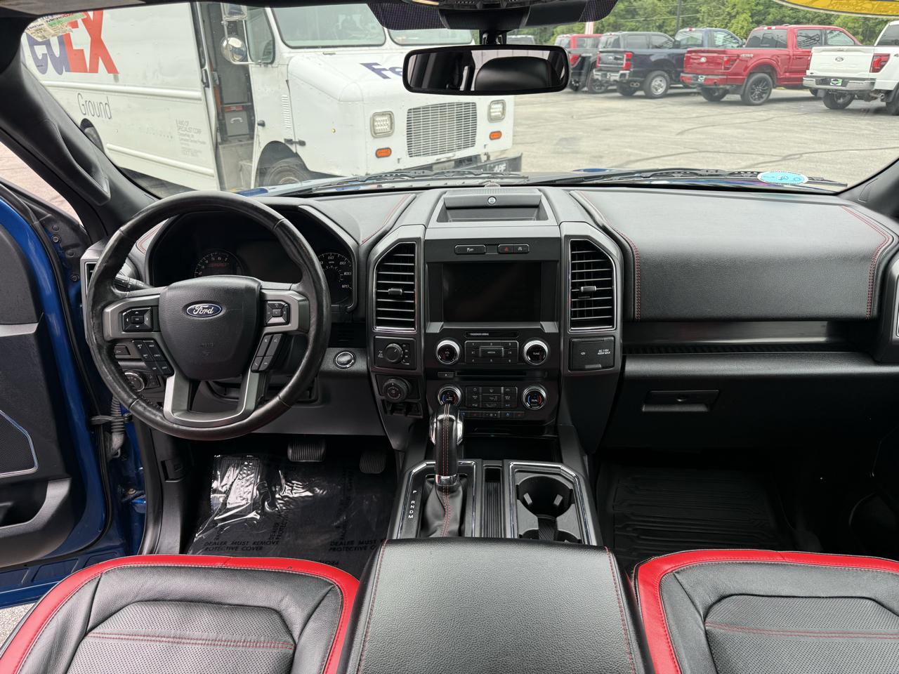 Ford F-150 SuperCrew 150" Lariat 4WD 2018