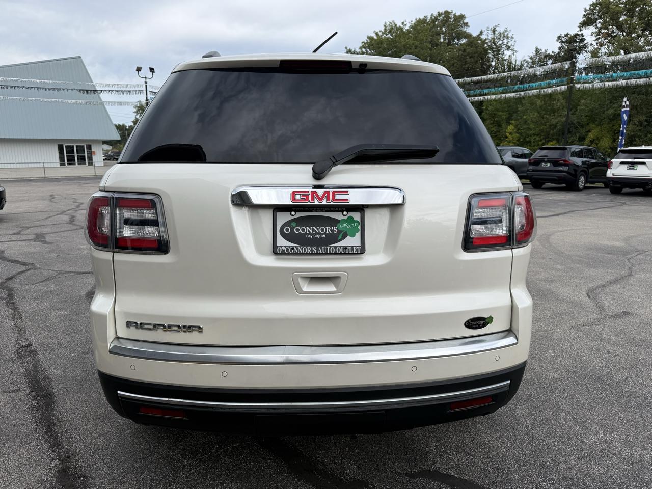 GMC Acadia FWD 4dr SLT w/SLT-1 2015