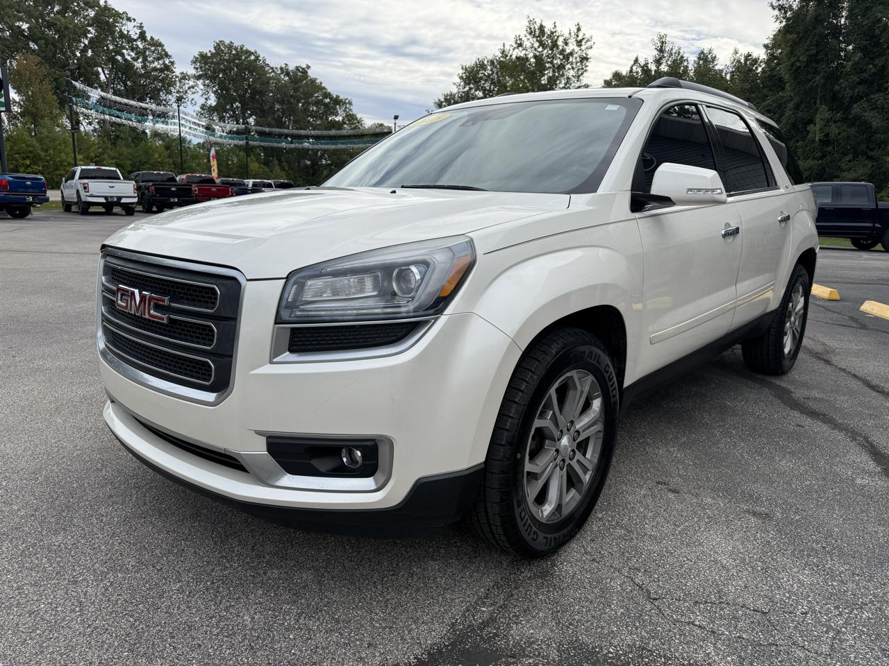 GMC Acadia FWD 4dr SLT w/SLT-1 2015