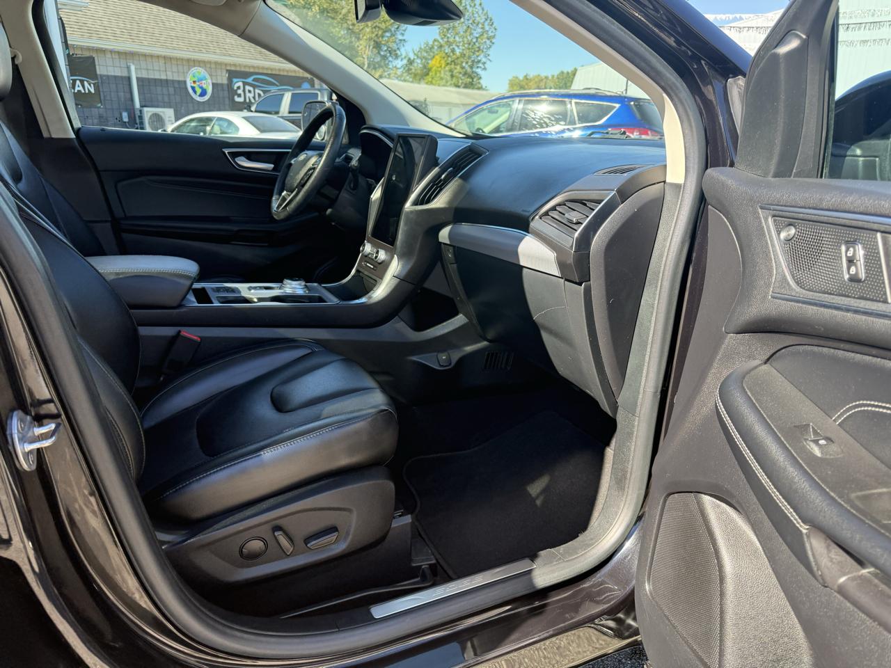 Ford Edge Titanium AWD 2021