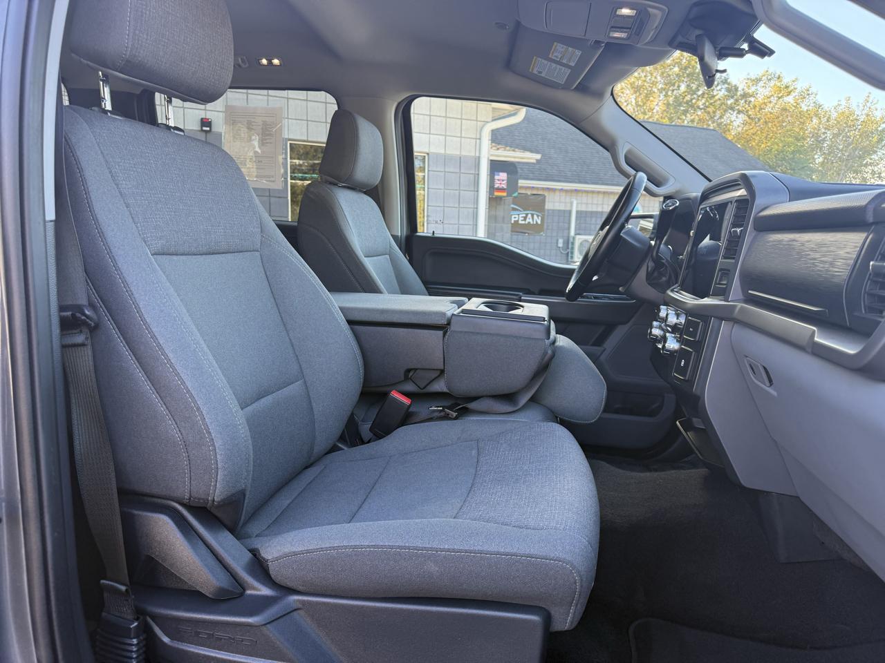 Ford F-150 XLT 4WD SuperCrew 5.5' Box 2025