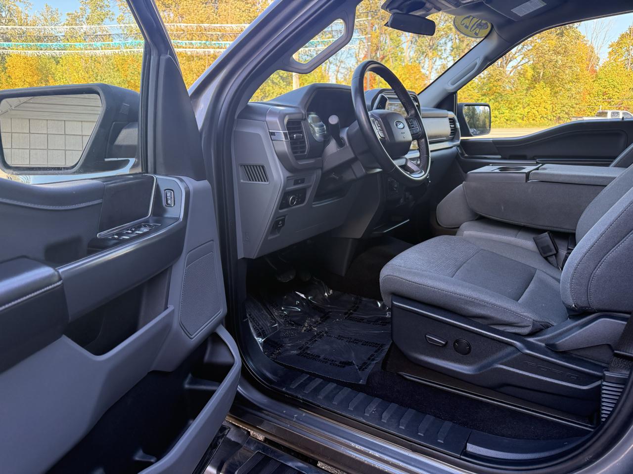 Ford F-150 XLT 4WD SuperCrew 5.5' Box 2025