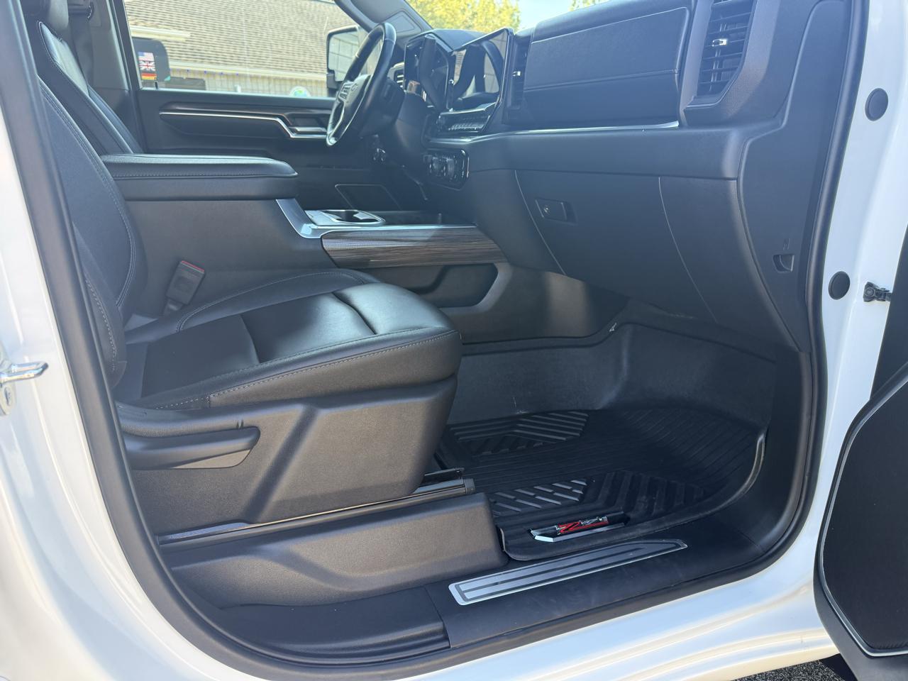 Chevrolet Silverado 2500HD 4WD Crew Cab 159" LT 2026