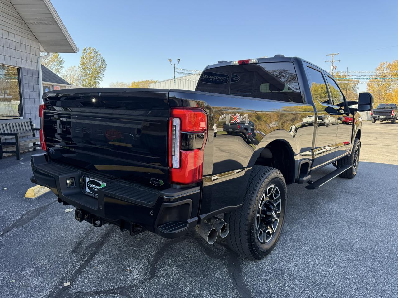 Ford Super Duty F-250 SRW 4WD Crew Cab 156" Platinum 2025