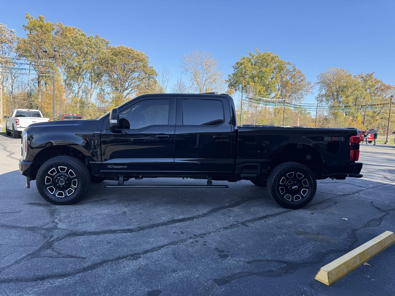 Ford Super Duty F-250 SRW 4WD Crew Cab 156" Platinum 2025