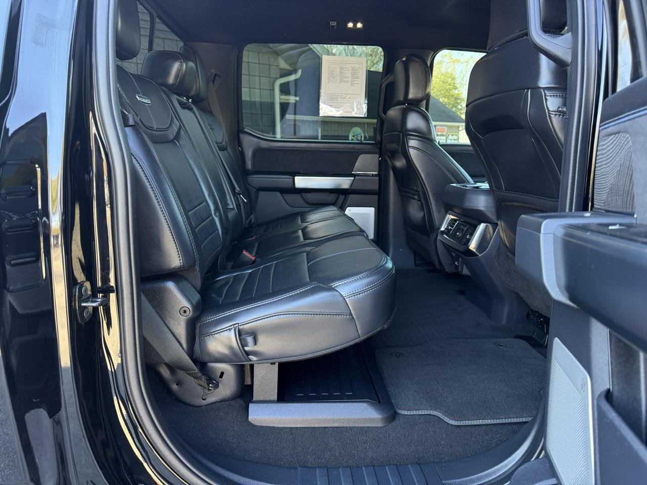 Ford Super Duty F-250 SRW 4WD Crew Cab 156" Platinum 2025