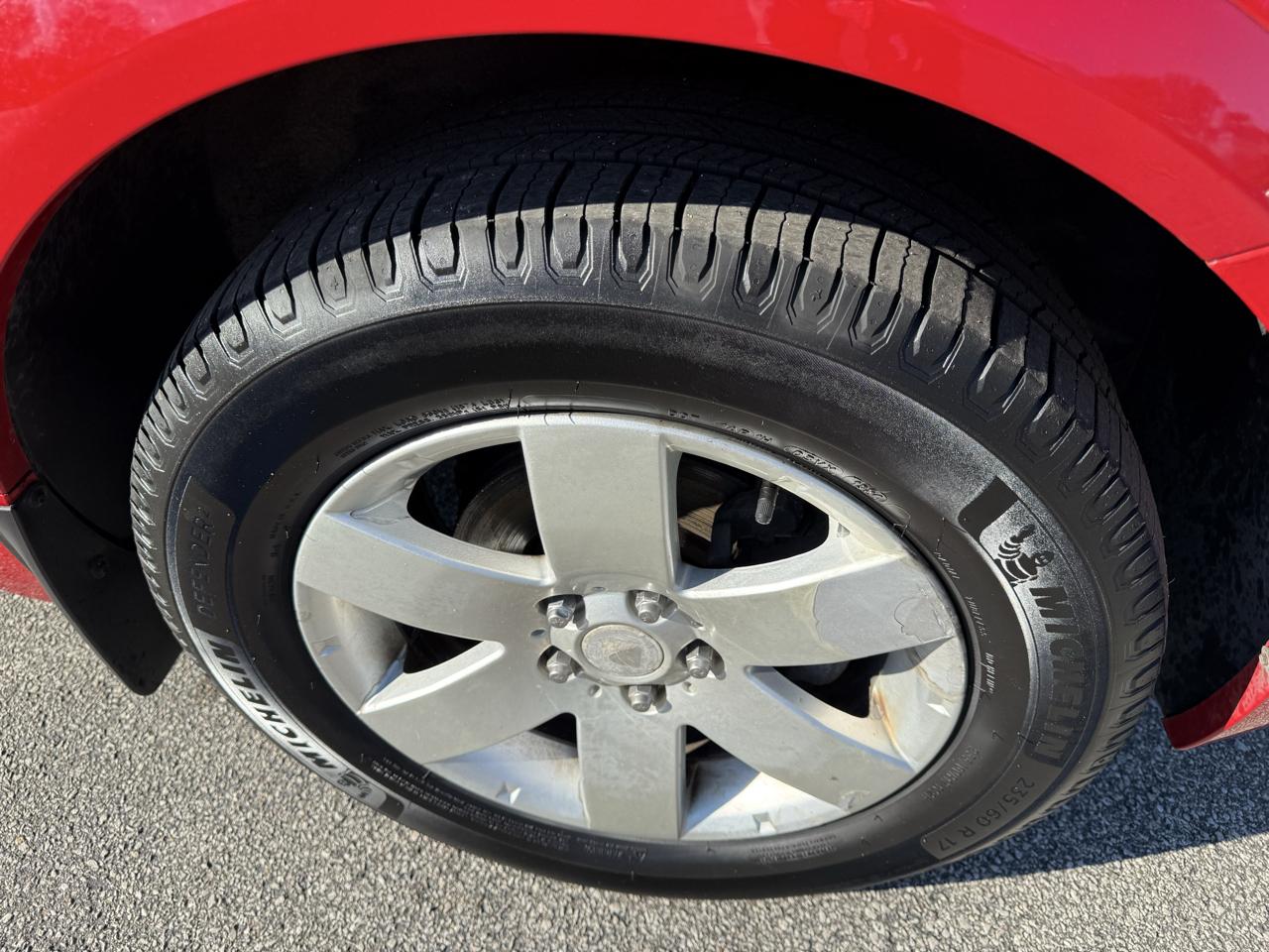 Saturn VUE XE 4D SUV FWD 2009