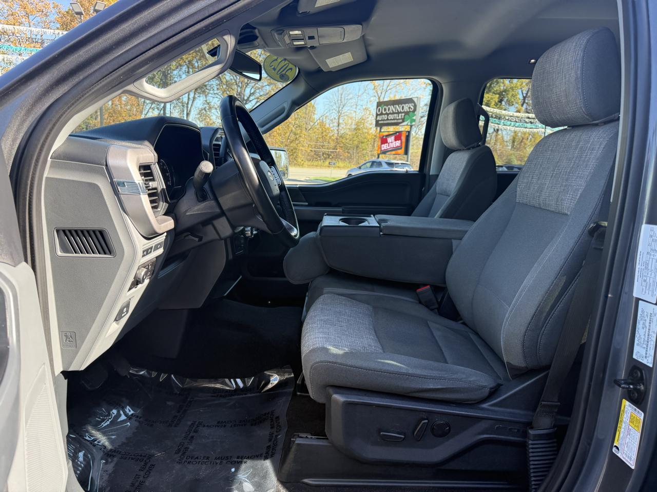 Ford F-150 XL 4WD SuperCrew 5.5' Box 2023