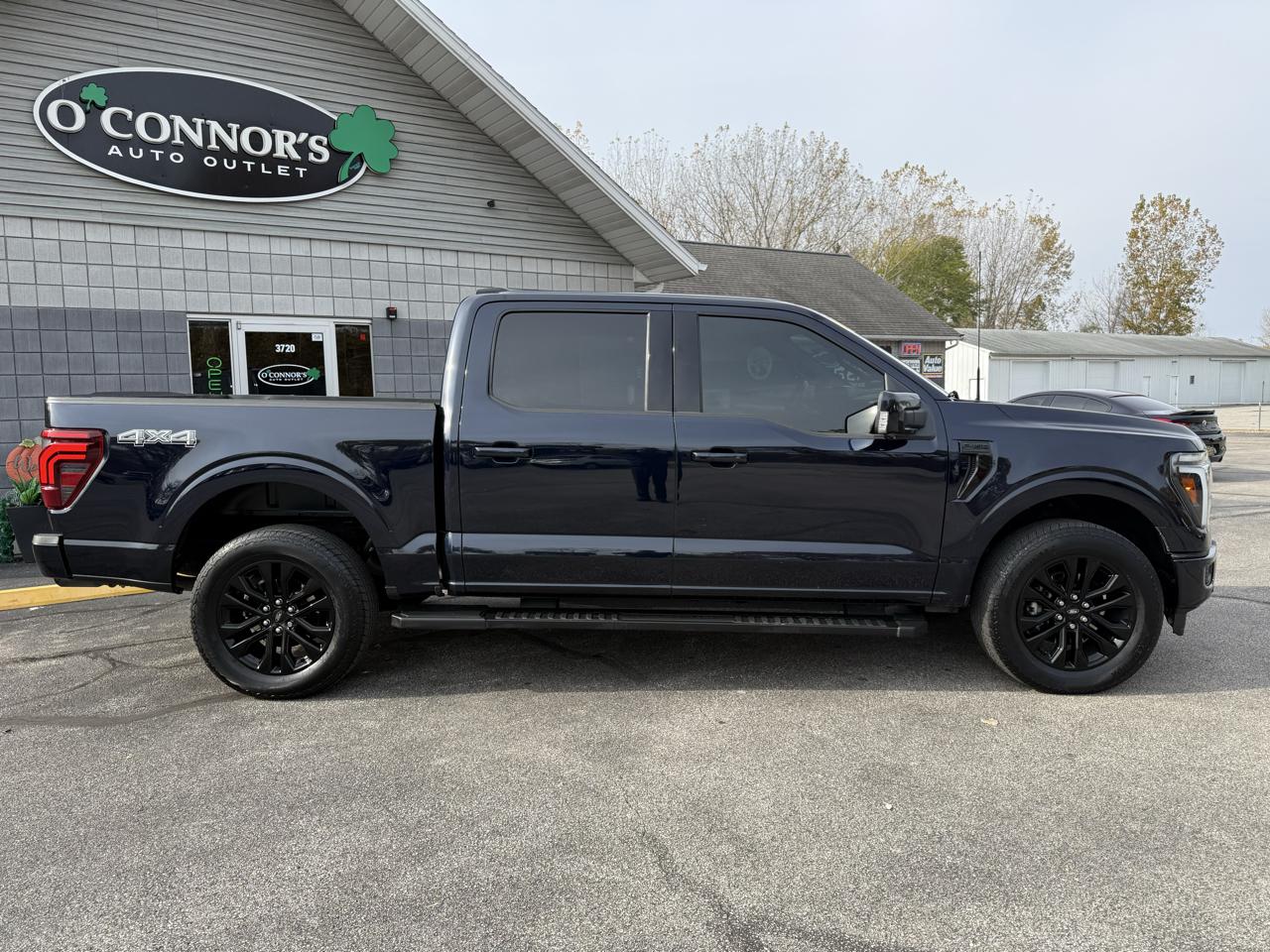 Ford F-150 Lariat 4WD SuperCrew 5.5' Box 2025