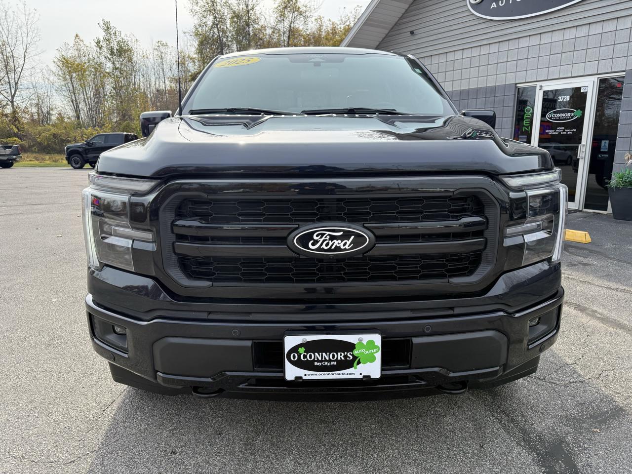Ford F-150 Lariat 4WD SuperCrew 5.5' Box 2025