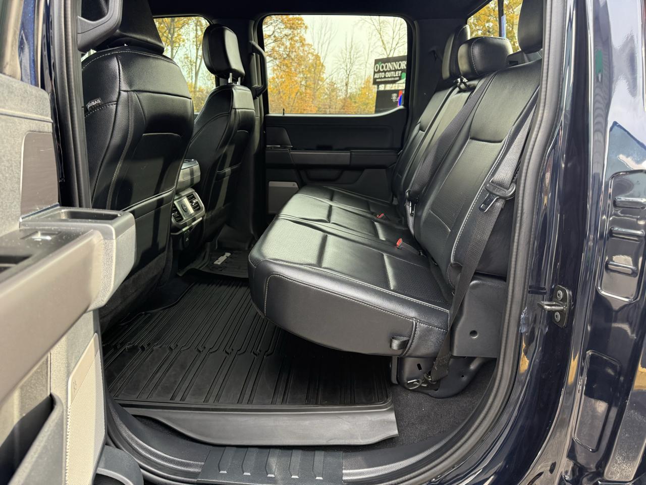 Ford F-150 Lariat 4WD SuperCrew 5.5' Box 2025