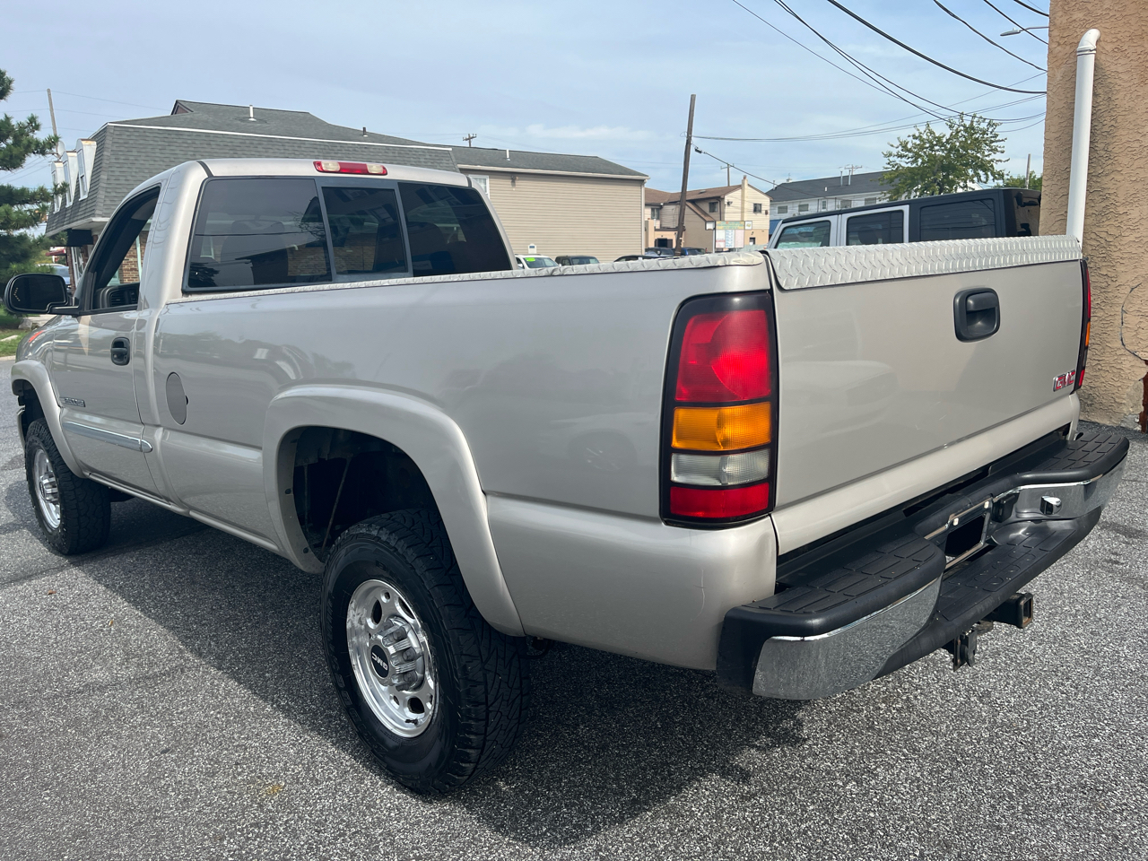 GMC Sierra 2500HD Reg Cab 133" WB 4WD SLE1 2006 GMC Sierra 2500HD Reg Cab 133" WB 4WD SLE1 2006