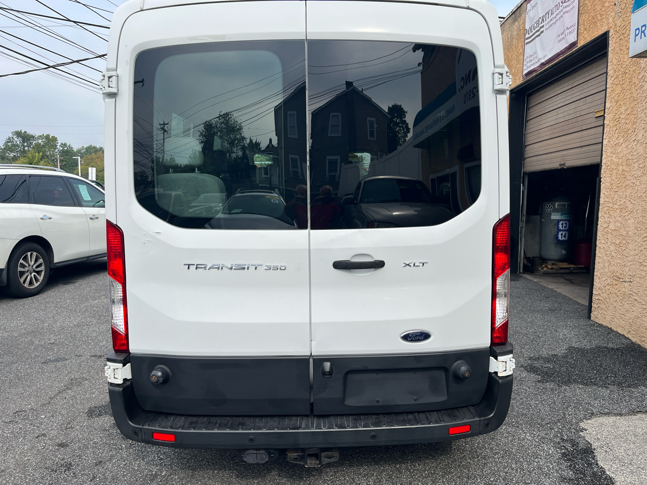 2017 Ford Transit XLT photo 6