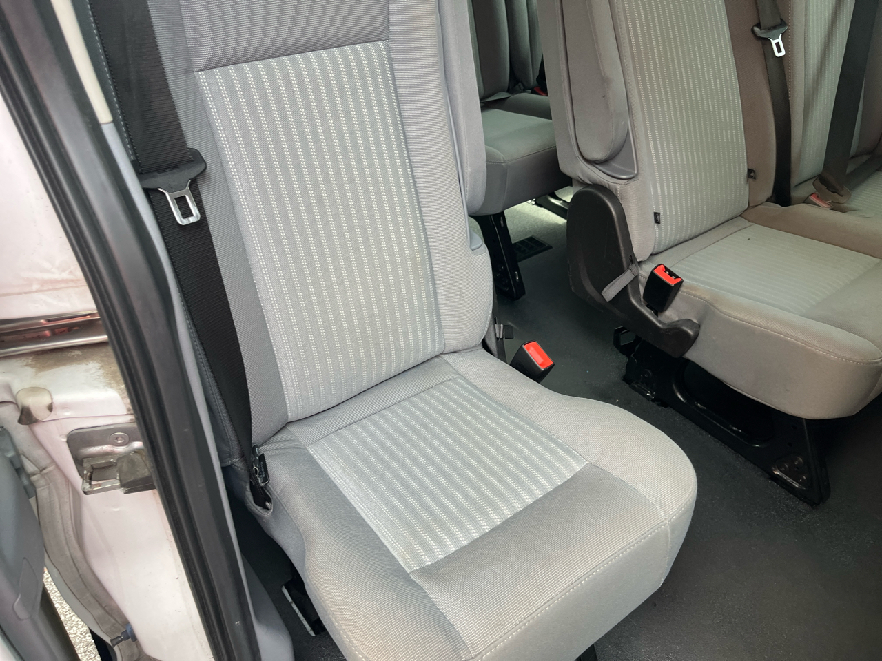 2017 Ford Transit XLT photo 12