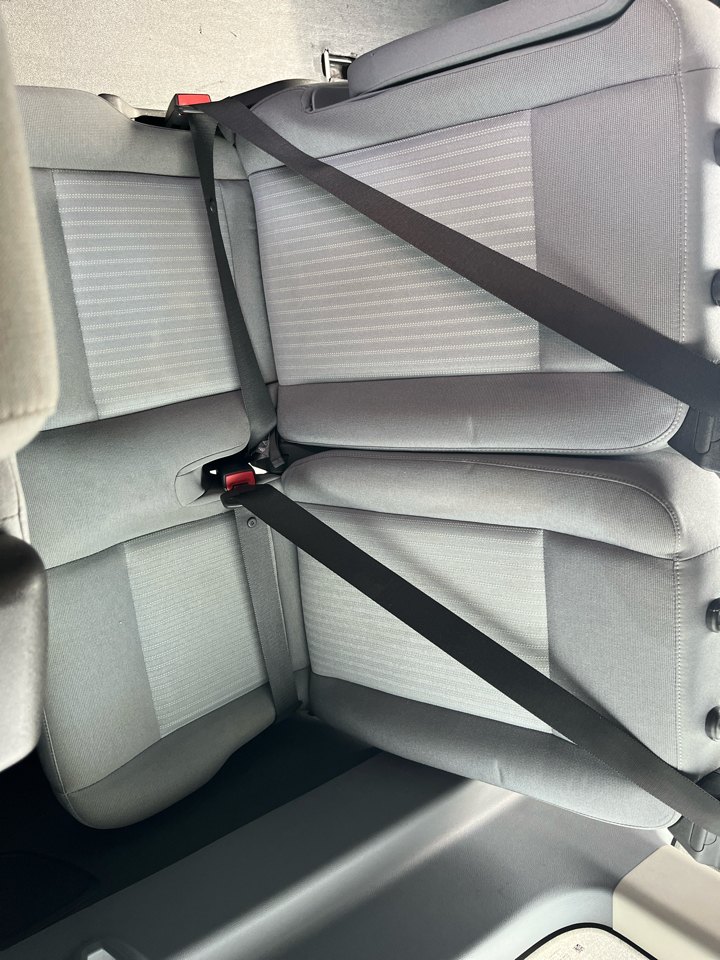 Ford Transit Wagon T-350 148" Med Roof XLT Sliding RH Dr 2017 Ford Transit Wagon T-350 148" Med Roof XLT Sliding RH Dr 2017