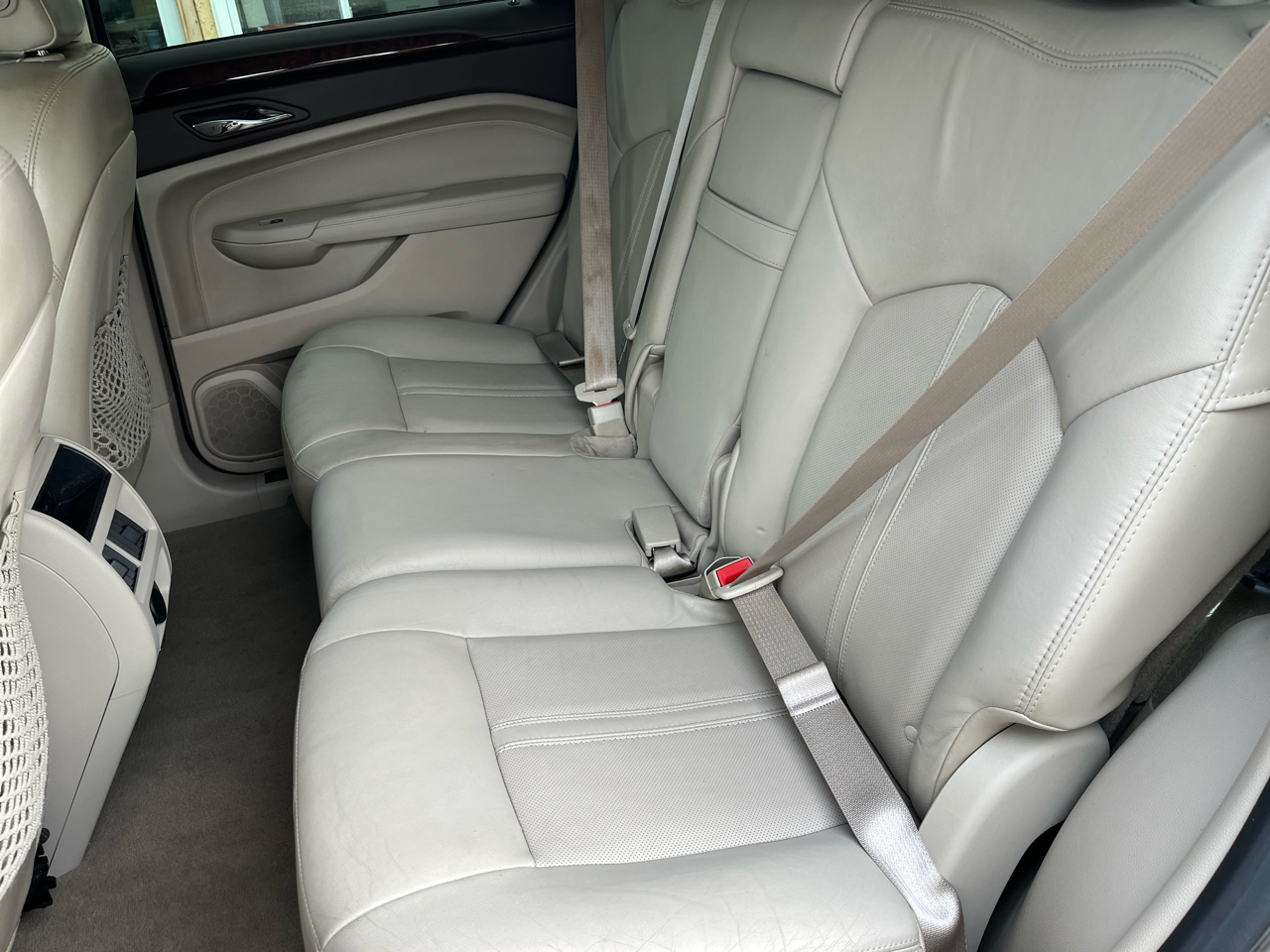 Cadillac SRX AWD 4dr Luxury Collection 2011