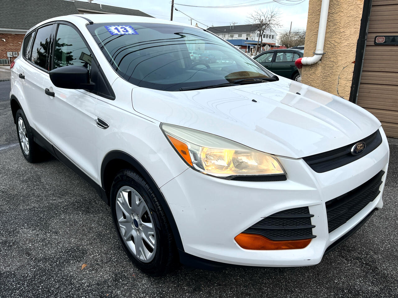 2013 Ford Escape FWD 4dr S