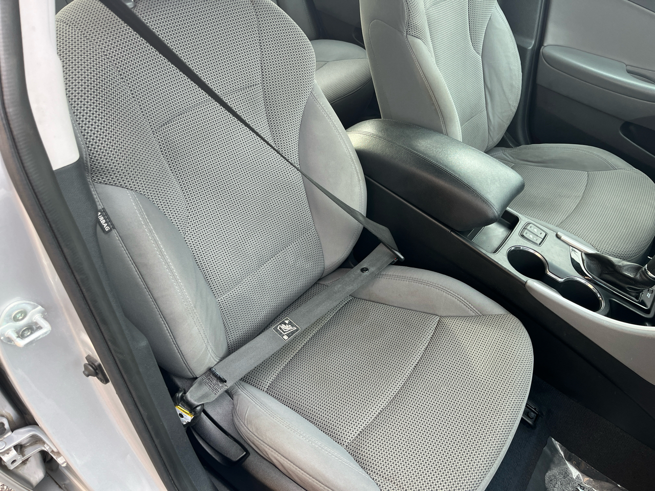 Hyundai Sonata 4dr Sdn 2.4L Auto GLS PZEV 2013