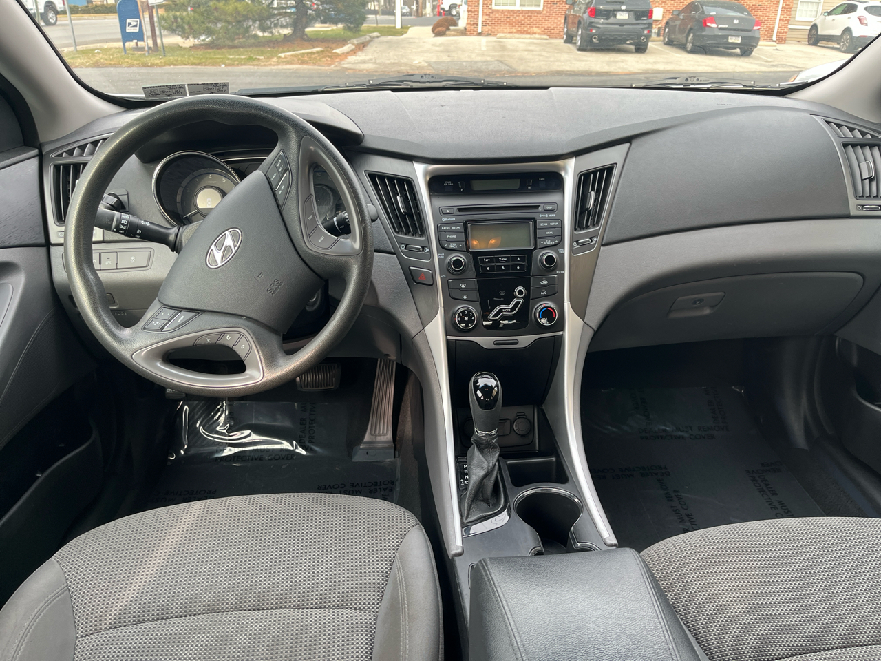 Hyundai Sonata 4dr Sdn 2.4L Auto GLS PZEV 2013