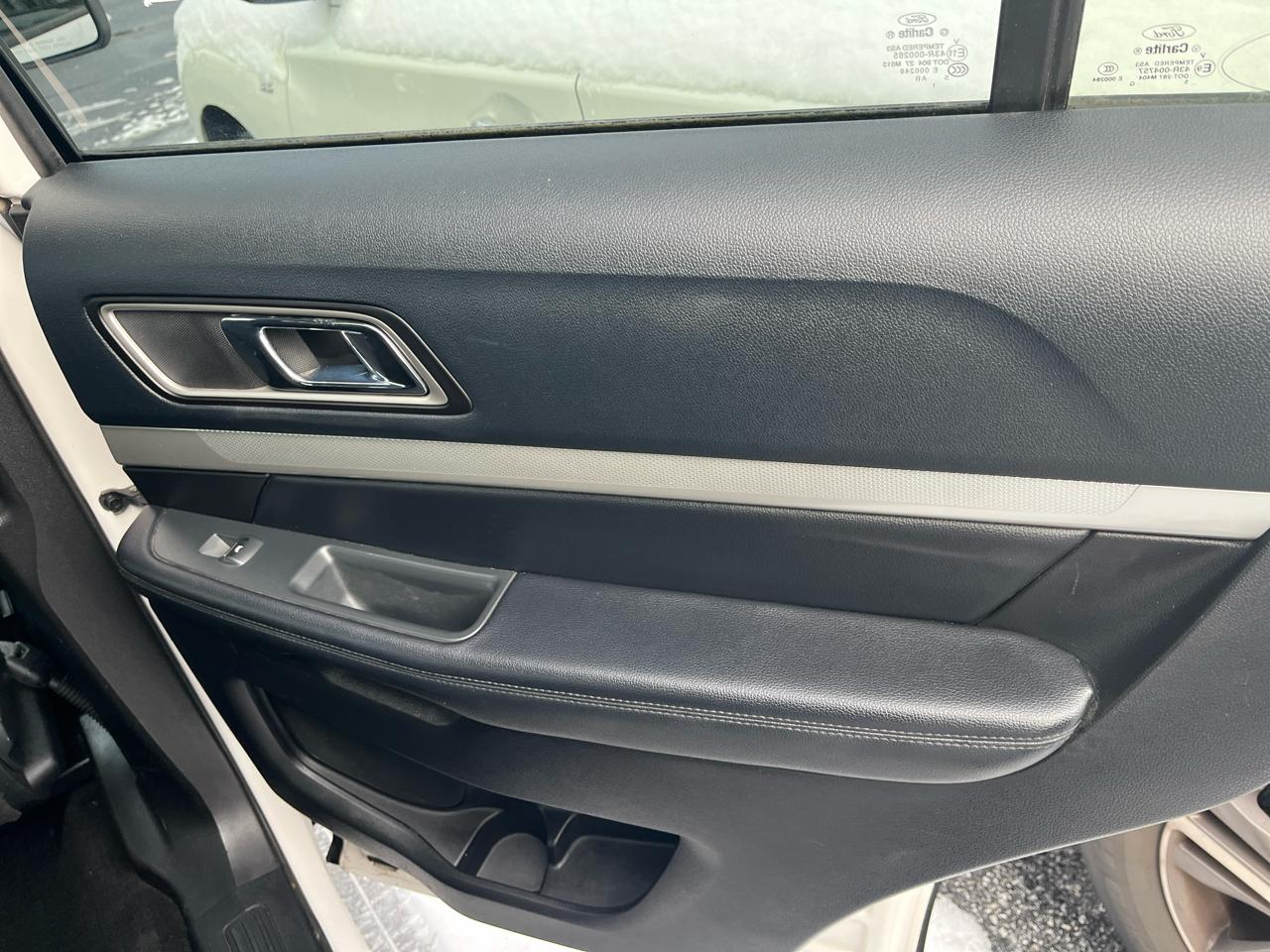 Ford Explorer 4WD 4dr XLT 2016