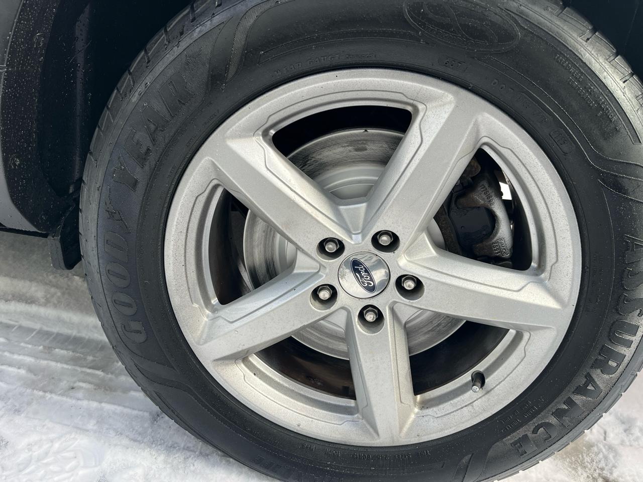 Ford Explorer 4WD 4dr XLT 2016