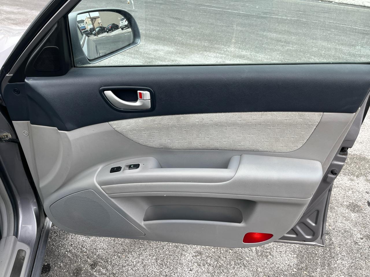 Hyundai Sonata 4dr Sdn GLS I4 Auto 2006