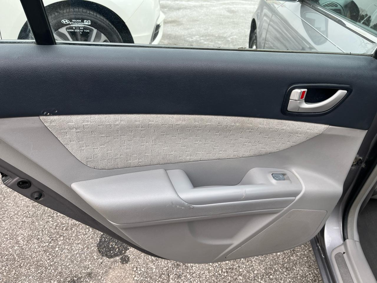 Hyundai Sonata 4dr Sdn GLS I4 Auto 2006