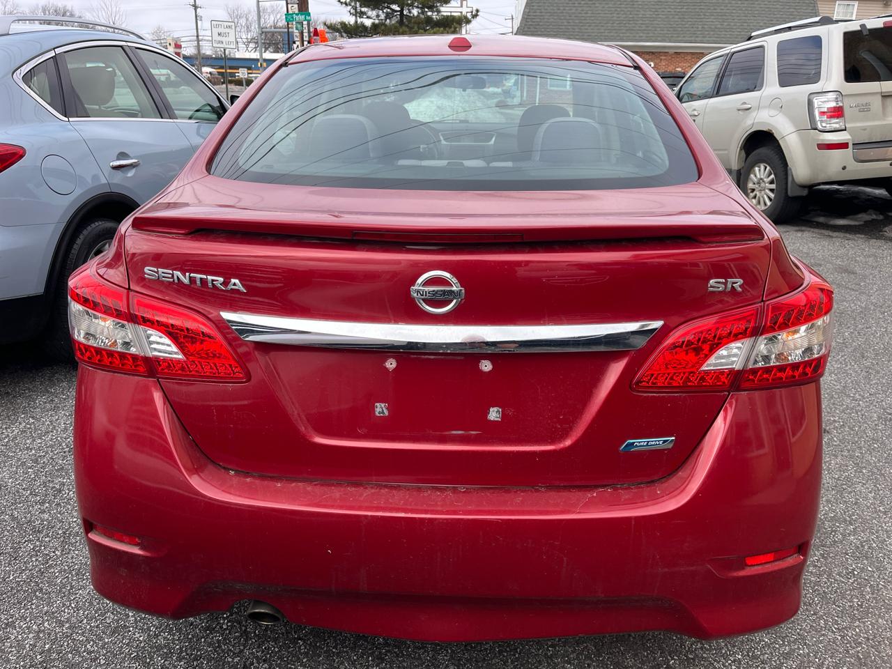 Nissan Sentra 4dr Sdn I4 CVT SR 2013