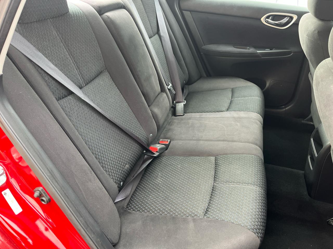 Nissan Sentra 4dr Sdn I4 CVT SR 2013