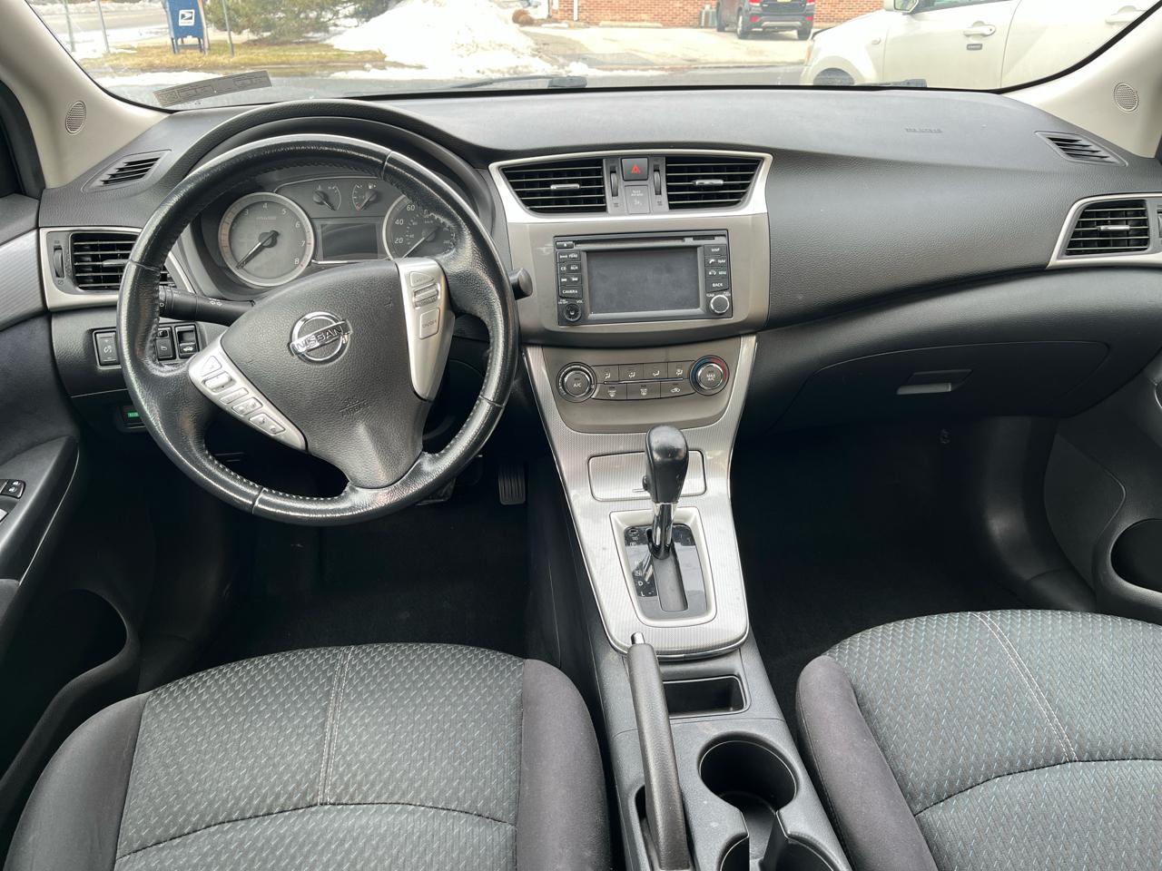 Nissan Sentra 4dr Sdn I4 CVT SR 2013