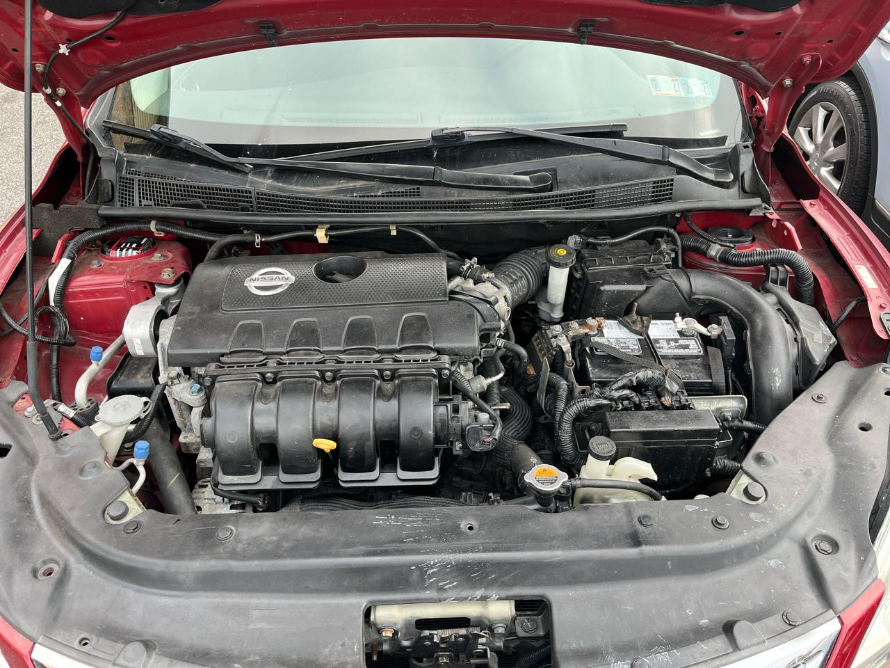 Nissan Sentra 4dr Sdn I4 CVT SR 2013