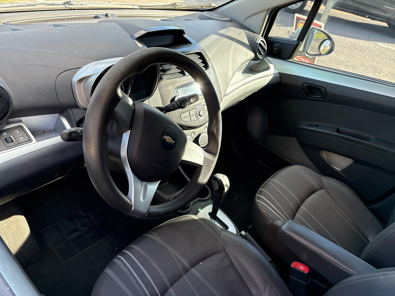 Chevrolet Spark LS Auto 2014 Chevrolet Spark LS Auto 2014