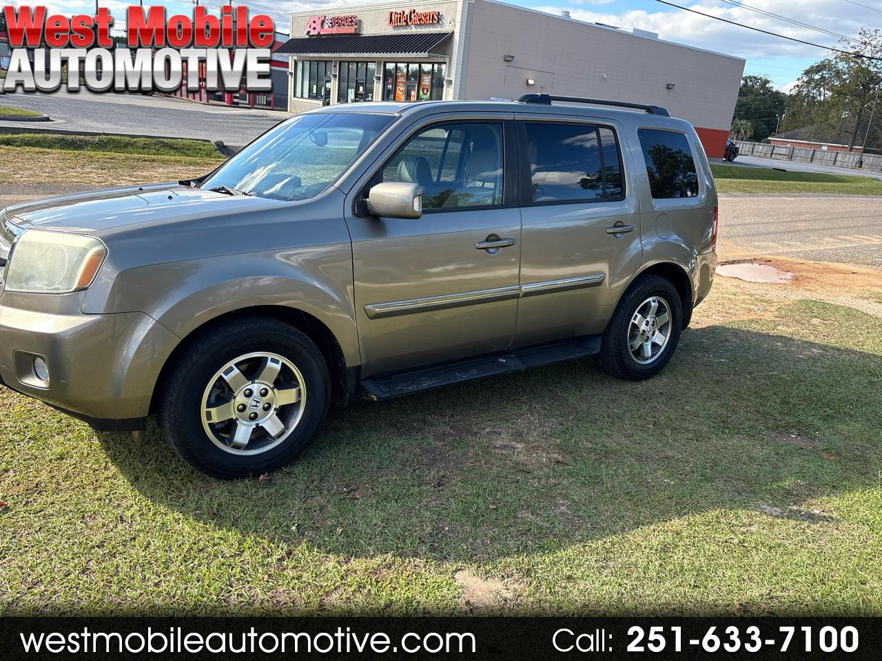 2011 Honda Pilot Touring 2WD 5-Spd AT with DVD