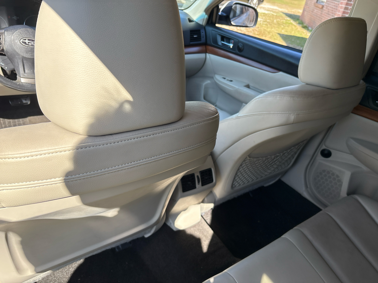 Subaru Outback 3.6R Limited 2014