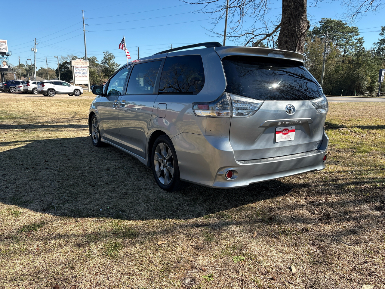 Toyota Sienna FWD 7-Passenger V6 2014