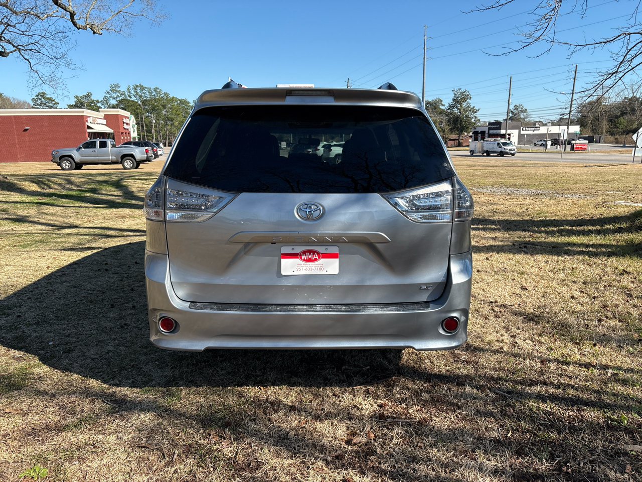 Toyota Sienna FWD 7-Passenger V6 2014