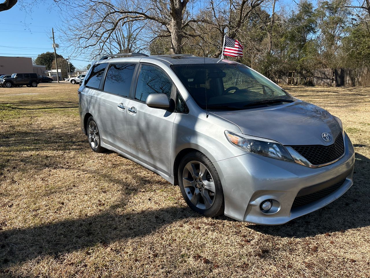 Toyota Sienna FWD 7-Passenger V6 2014