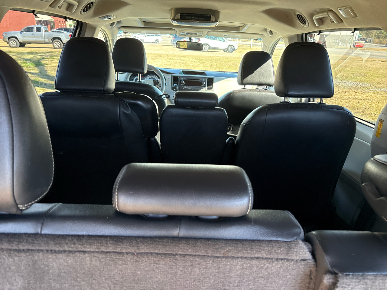 Toyota Sienna FWD 7-Passenger V6 2014