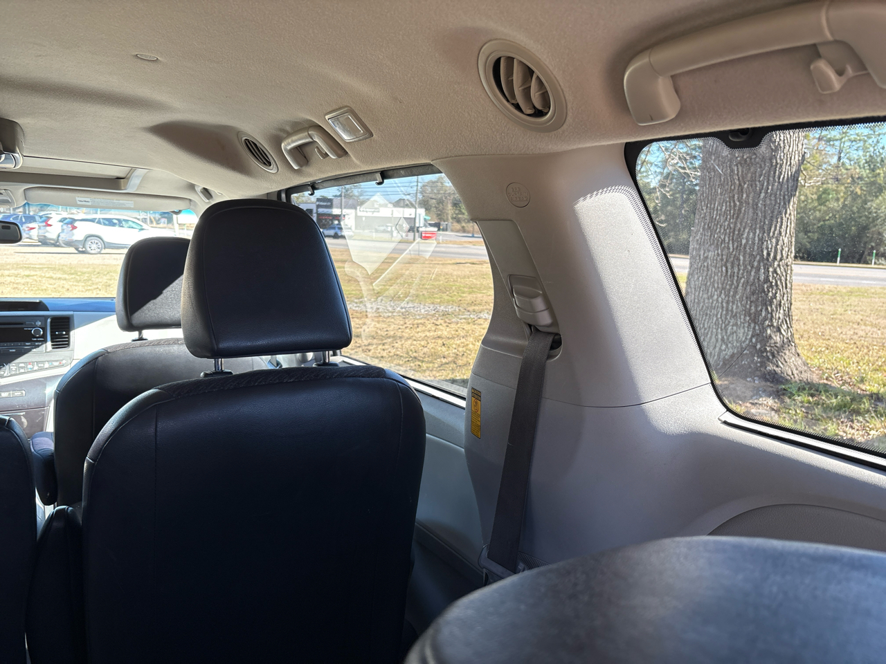 Toyota Sienna FWD 7-Passenger V6 2014