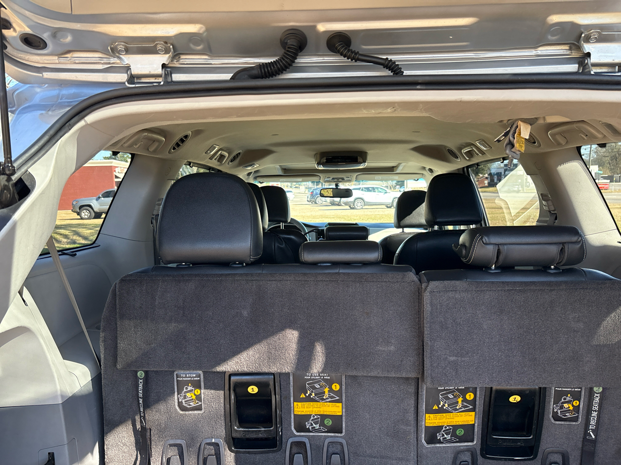 Toyota Sienna FWD 7-Passenger V6 2014