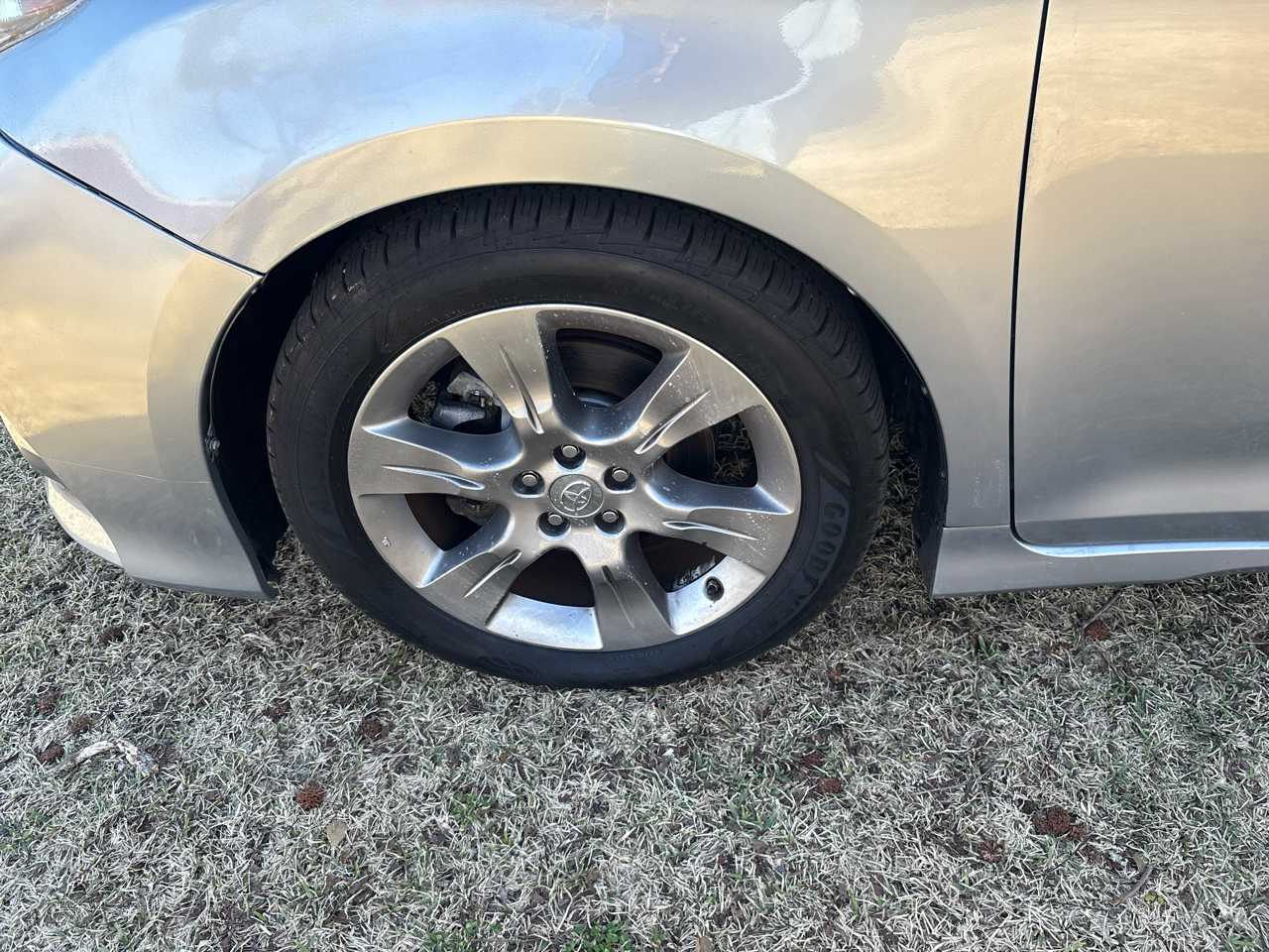 Toyota Sienna FWD 7-Passenger V6 2014