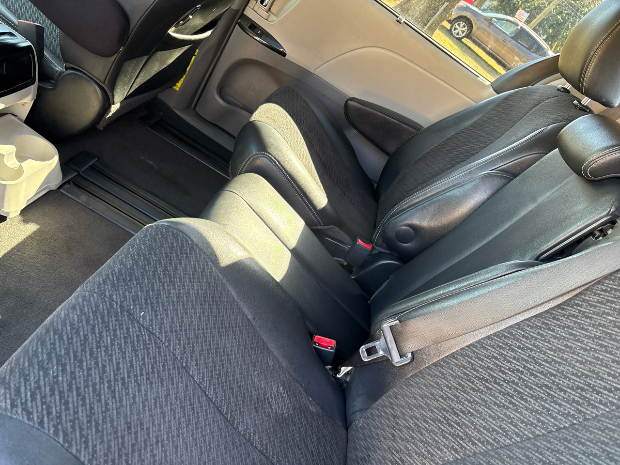 Toyota Sienna FWD 7-Passenger V6 2014