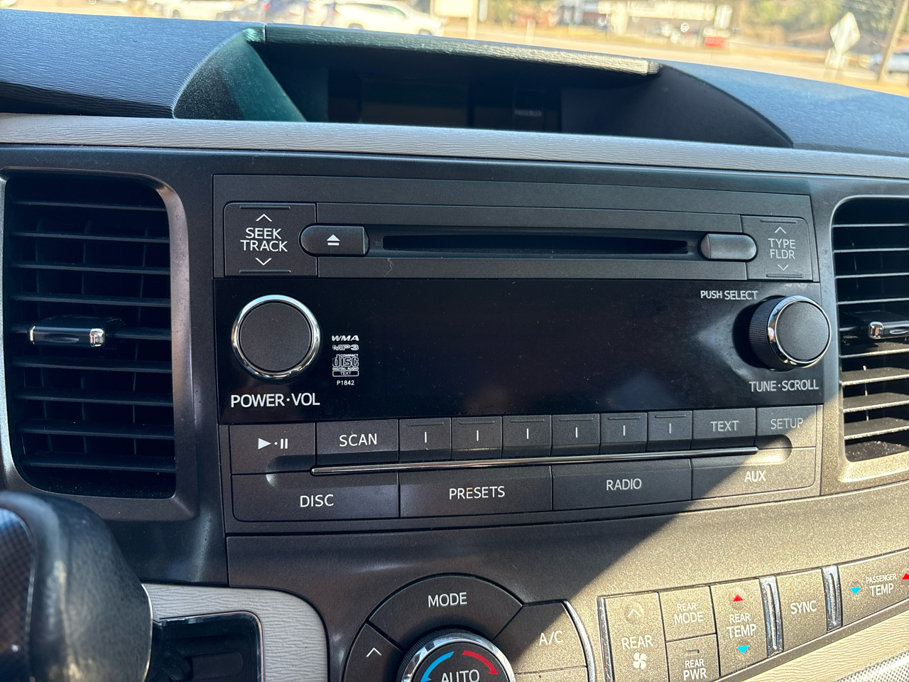 Toyota Sienna FWD 7-Passenger V6 2014