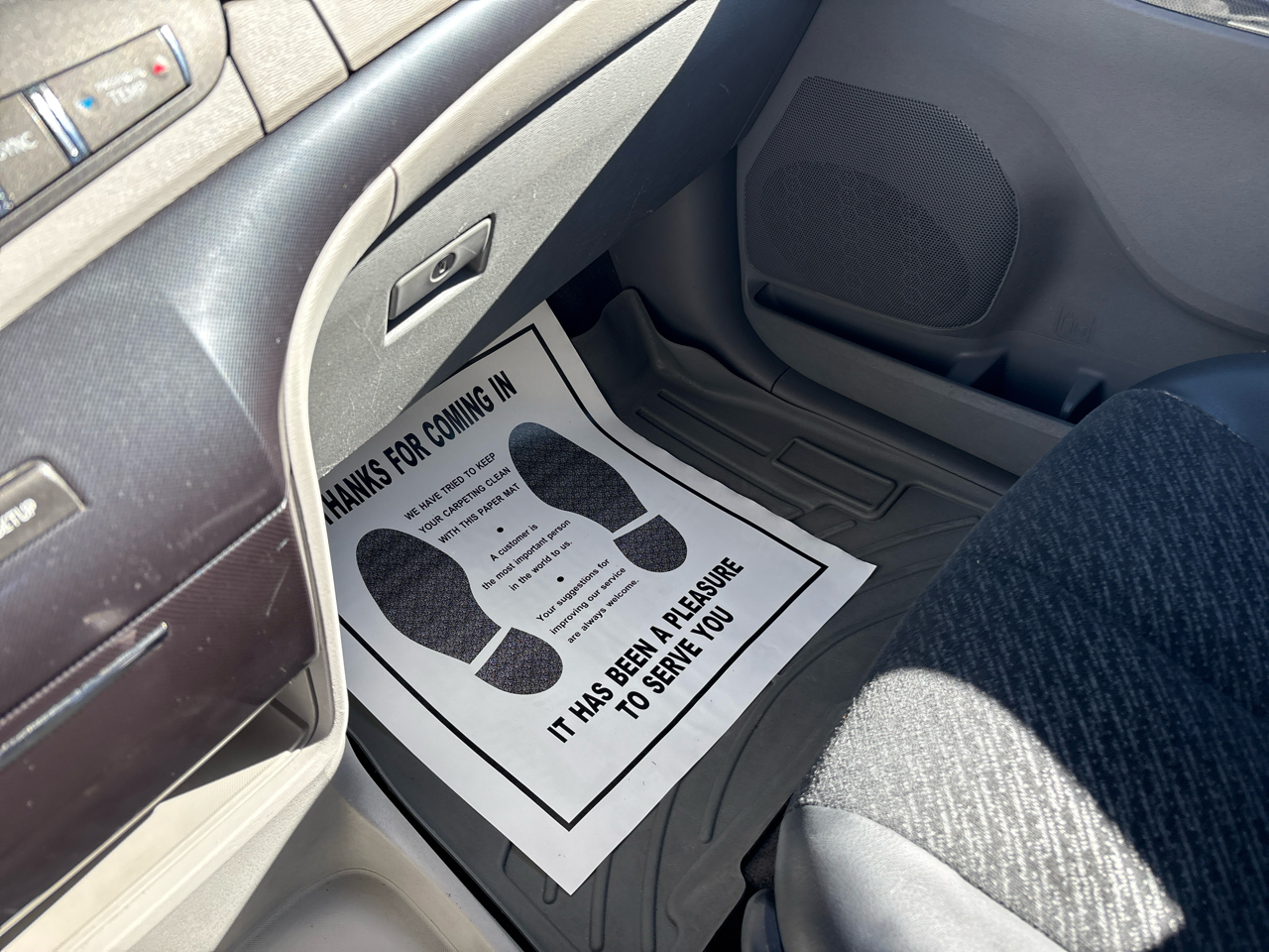 Toyota Sienna FWD 7-Passenger V6 2014