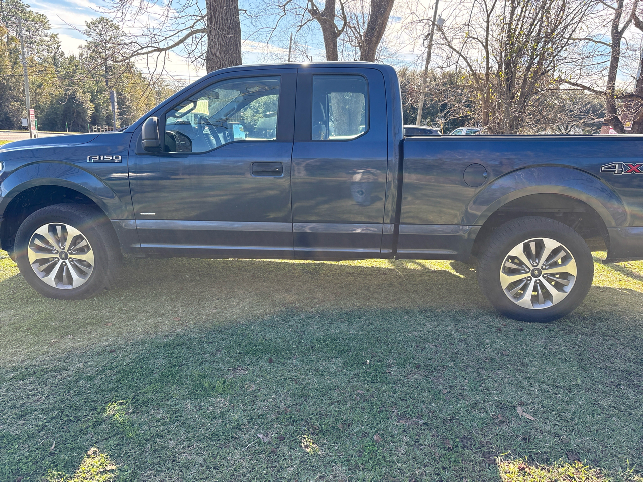 Ford F-150 XLT SuperCrew 5.5-ft. Bed 4WD 2016