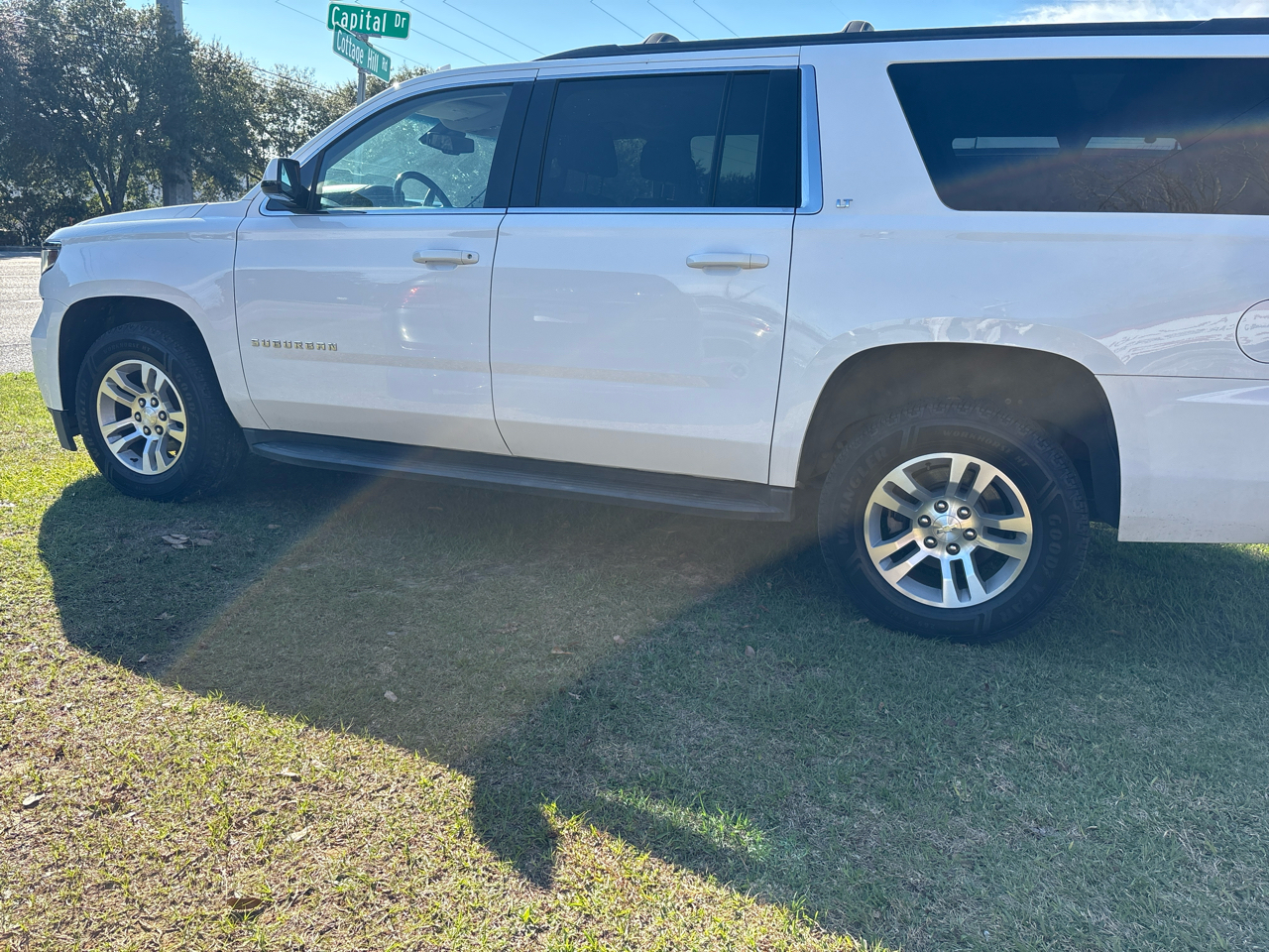 Chevrolet Suburban LT 2WD 2019