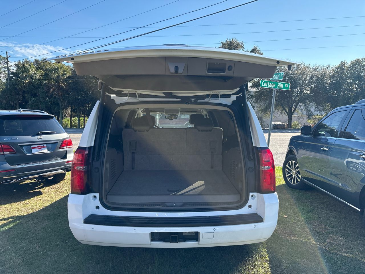 Chevrolet Suburban LT 2WD 2019