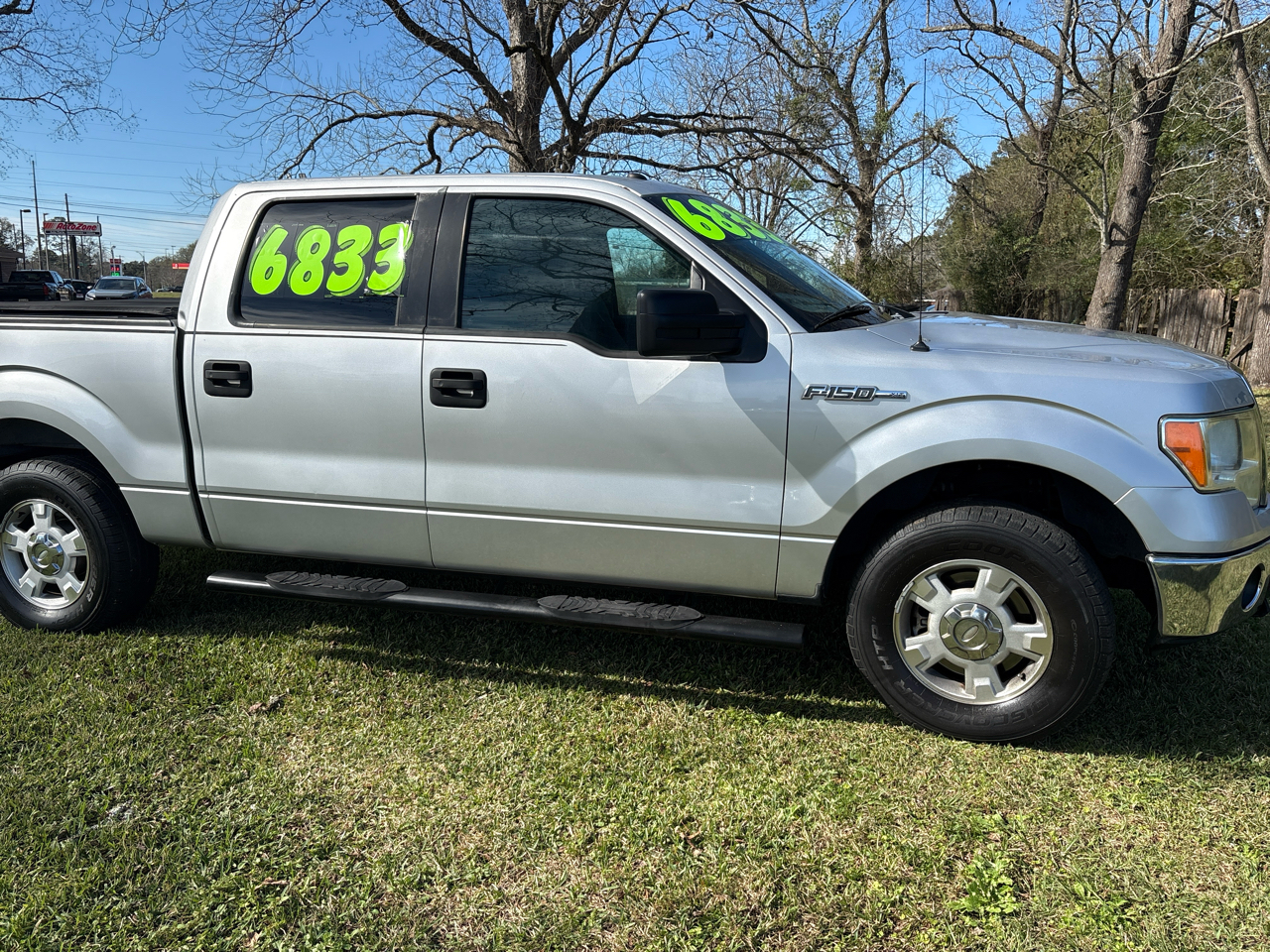 Ford F-150 XL SuperCrew 5.5-ft. Bed 2WD 2011