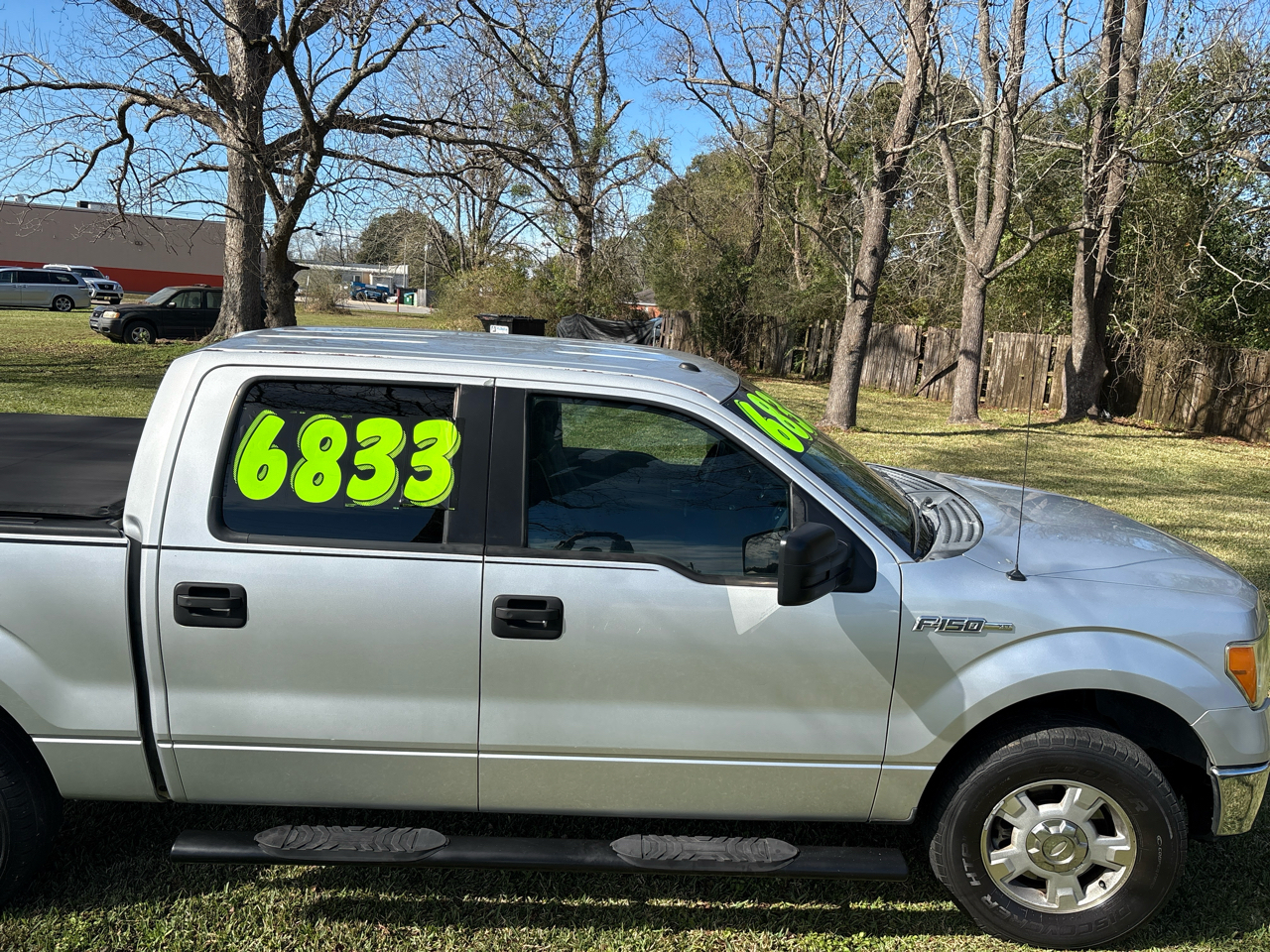 Ford F-150 XL SuperCrew 5.5-ft. Bed 2WD 2011