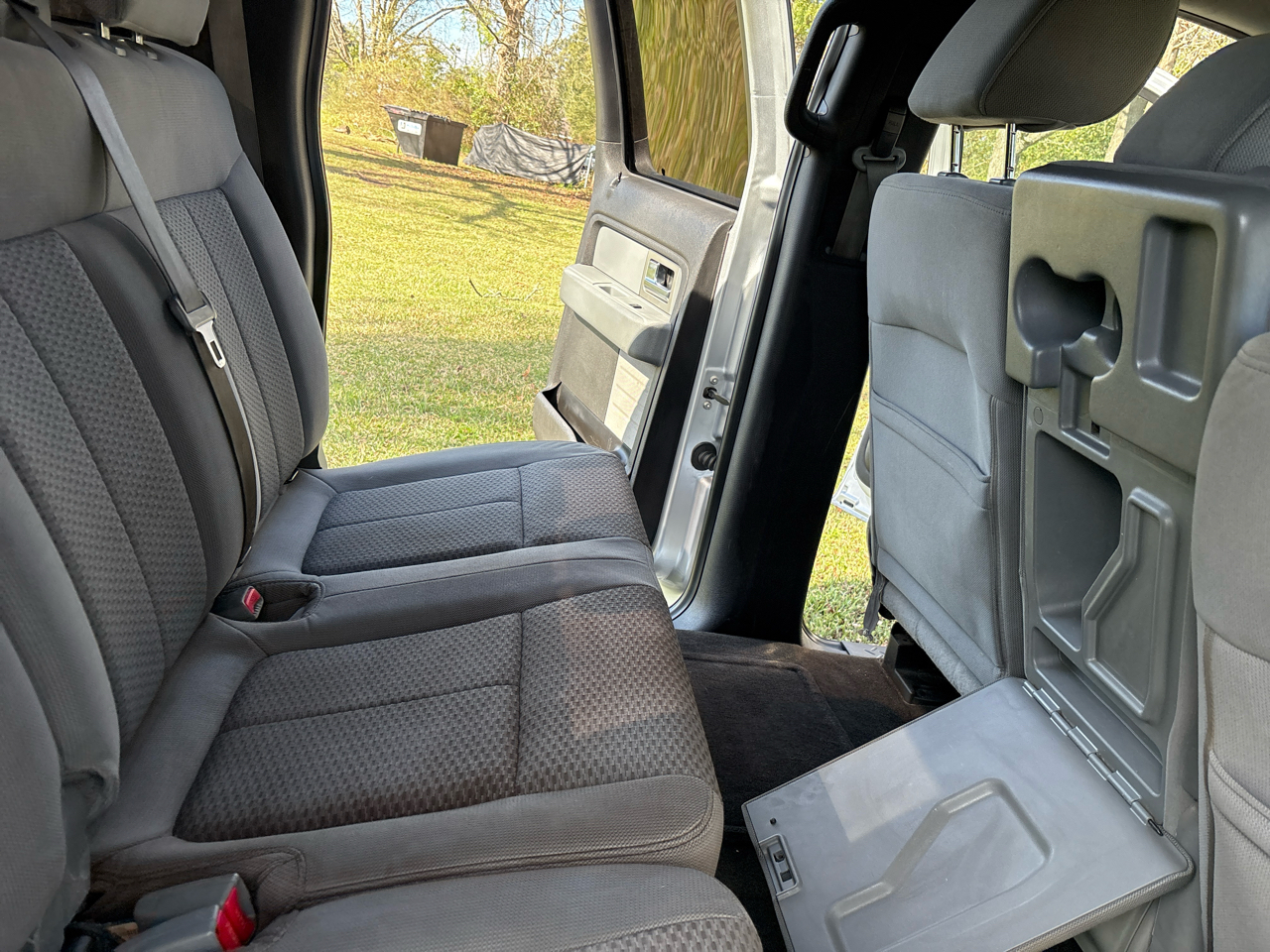 Ford F-150 XL SuperCrew 5.5-ft. Bed 2WD 2011